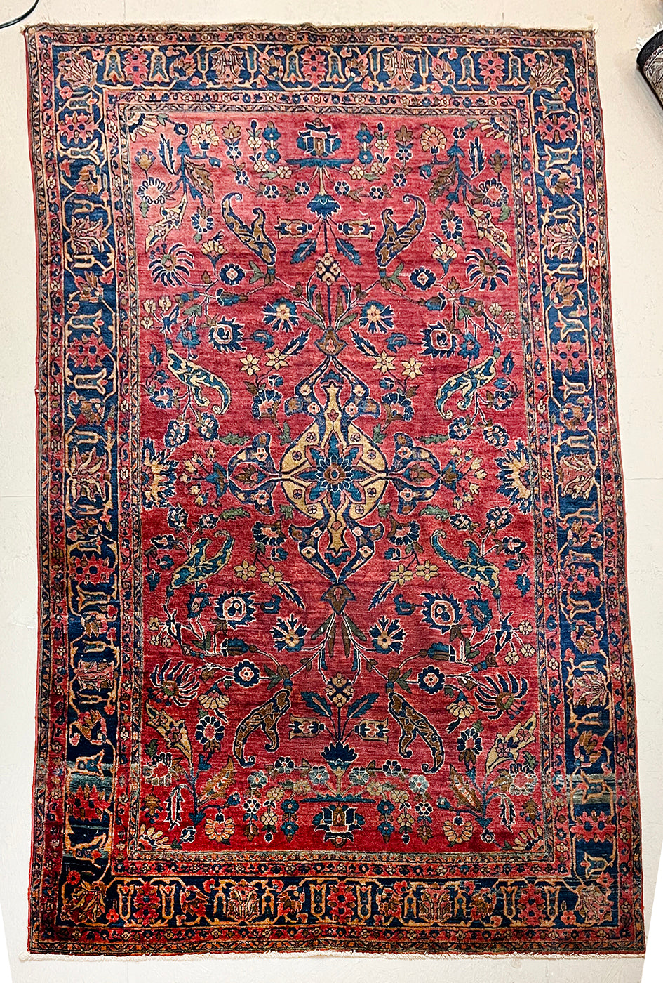 ANTIQUE PERSIAN SAROUK RUG SIZE 5'10
