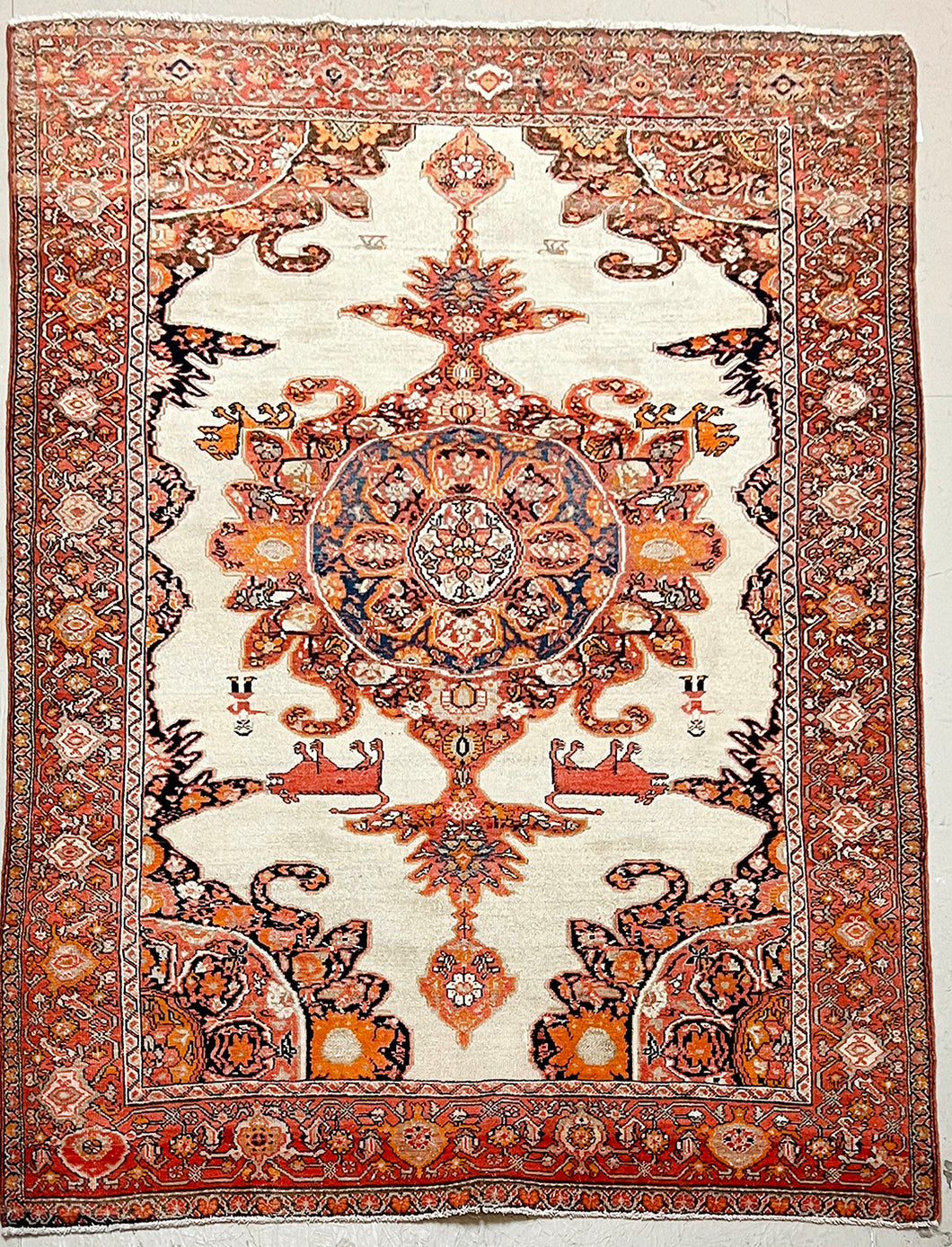 ANTIQUE PERSIAN SAROUK FARAHAN SIZE: 4'7
